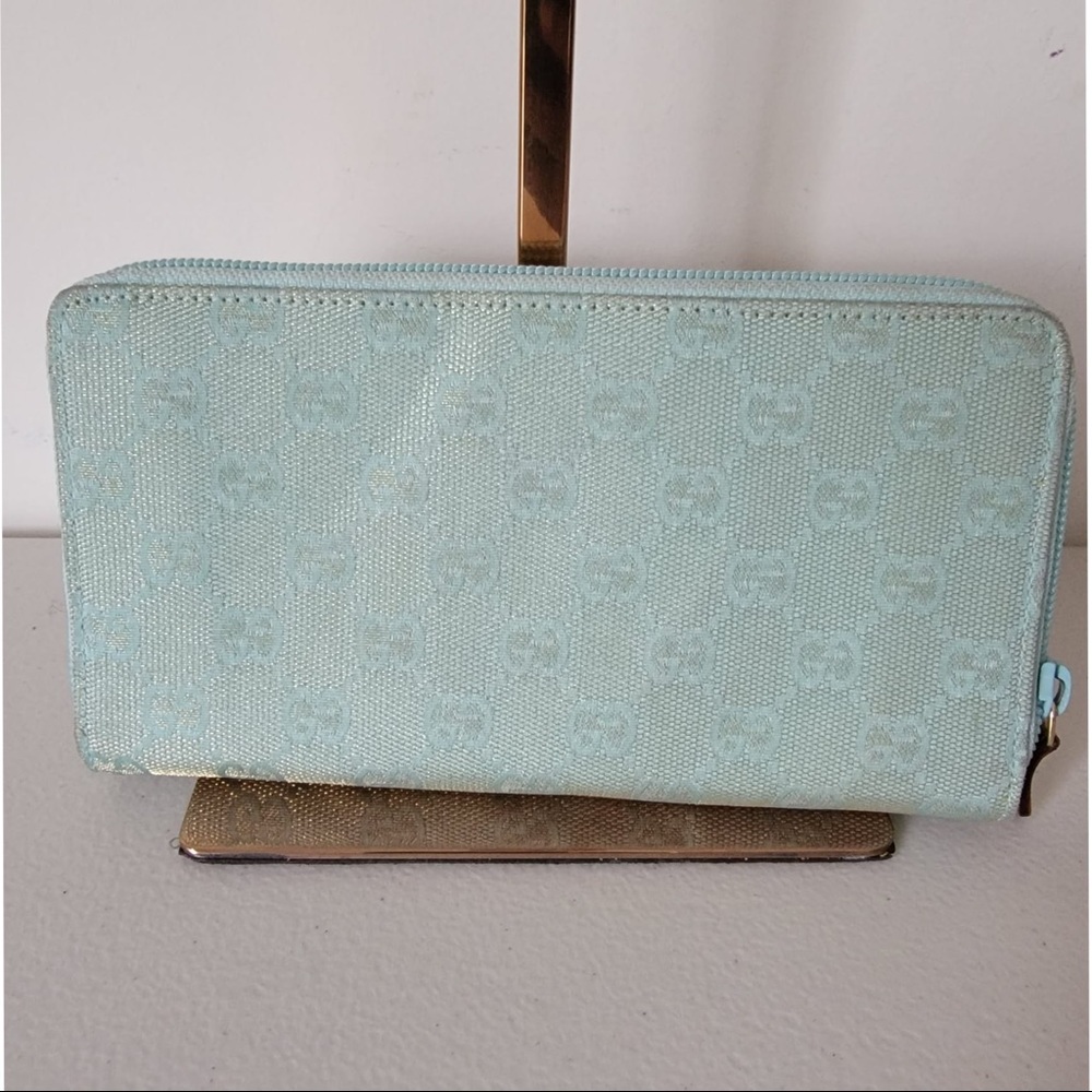 GUCCI GG Fabric Metal Bar Long Wallet - Picture 2 of 8
